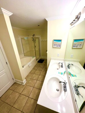Shower, jetted tub, hair dryer, towels