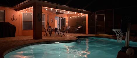 Outdoor pool, a heated pool