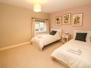 5 bedrooms, individually decorated, individually furnished, free WiFi - Glenhurst (Dronfield)