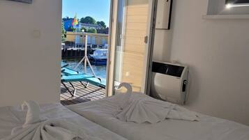 3 Schlafzimmer, Verdunkelungsvorhänge, kostenloses WLAN, Bettwäsche