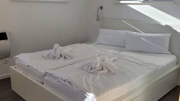 3 Schlafzimmer, Verdunkelungsvorhänge, kostenloses WLAN, Bettwäsche