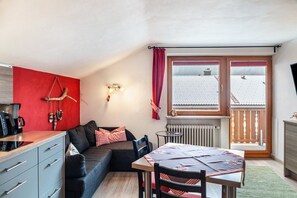 Télévision, chaîne hi-fi