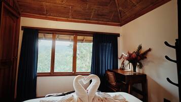 Chalet Deluxe, baño en la habitación, vista a la montaña (Inefable - 5) | Sábanas de algodón egipcio, ropa de cama de alta calidad y edredón