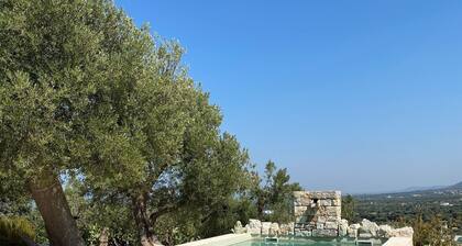 Historical holiday property Borgo Fianco a Fianco with sea views