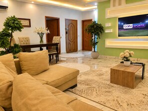 3 chambres, fer et planche à repasser, Wi-Fi gratuit