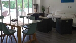 บ้านดีลักซ์ | บริเวณนั่งเล่น
