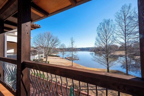 Vallentino Villa in Cuscowilla