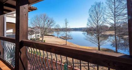 Vallentino Villa in Cuscowilla