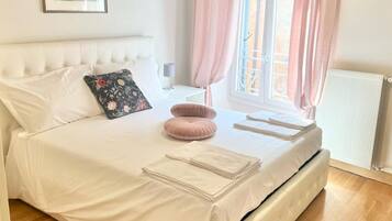 3 bedrooms, iron/ironing board, free WiFi, bed sheets