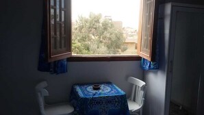 تناول الطعام