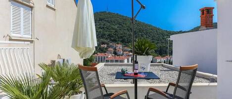 Studio (Studio Apartment with Terrace and Par) | Terrasse/Patio