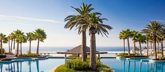 Luxury Resort with Jungala Waterpark and Cirque du Soleil JOYÀ