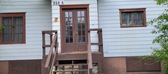 B. V. Mountain Retreat  -  STR-222