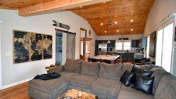 TV connectée, cheminée