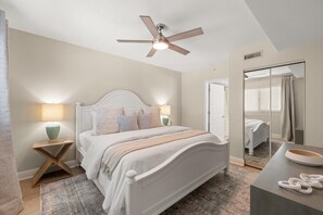 1 dormitorio, tabla de planchar con plancha, wifi gratis y ropa de cama