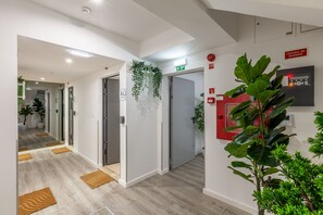 Unclassified image, 3 of 21, button