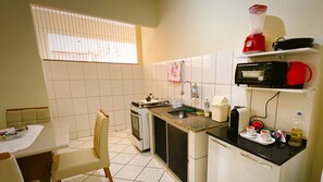 Fridge, oven, stovetop, coffee/tea maker - Cozy in Paradise (Cachoeiro de Itapemirim)