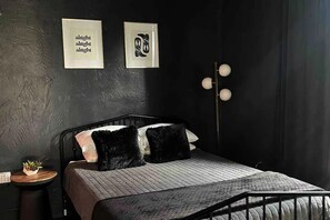 4 camere, ferro/asse da stiro, Wi-Fi gratuito, lenzuola