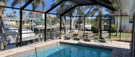 Ulkouima-allas, lämmitetty uima-allas