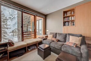 TV, fireplace, printers