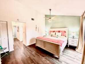 2 Schlafzimmer, Bügeleisen/Bügelbrett, kostenloses WLAN, Bettwäsche