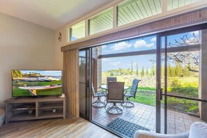 Interior - Ground floor, AC, oceanview private Kapalua condo (Kapalua)