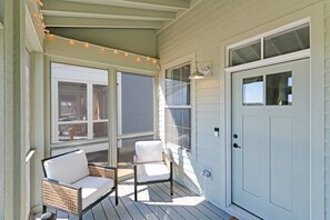 House (Anchors Away #48) | Exterior