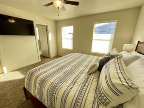 2 Schlafzimmer, Reisekinderbett, kostenloses WLAN, Bettwäsche