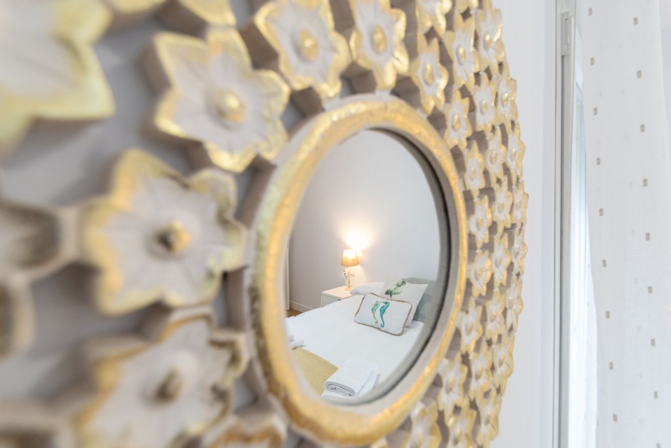 2 chambres, fer et planche à repasser, accès à Internet