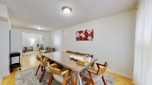 Dining - 3-Bed 3-Bath Cozy Vacation House in Ajax, Greater Toronto Area GTA, ON, Canada (Ajax)