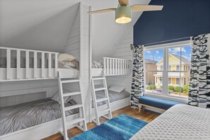 Hus - flera sängar (On The Rocks) | 3 sovrum och gratis wi-fi