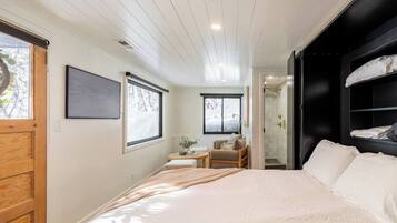 2 Schlafzimmer, Reisekinderbett, kostenloses WLAN, Bettwäsche