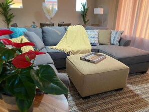 Smart TV, fireplace, stereo - Modern Rooftop Zen with Ocean and Mountain Views (Grover Beach)