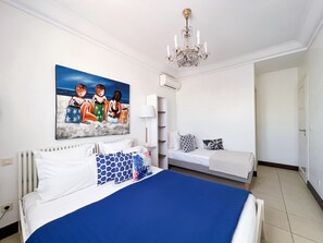 4 bedrooms, iron/ironing board, free WiFi, bed sheets