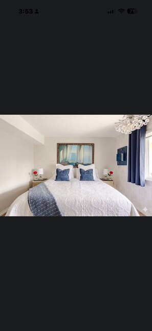 1 bedroom, iron/ironing board, WiFi, bed sheets - Outstanding Executive One Bed Suite (Langley)