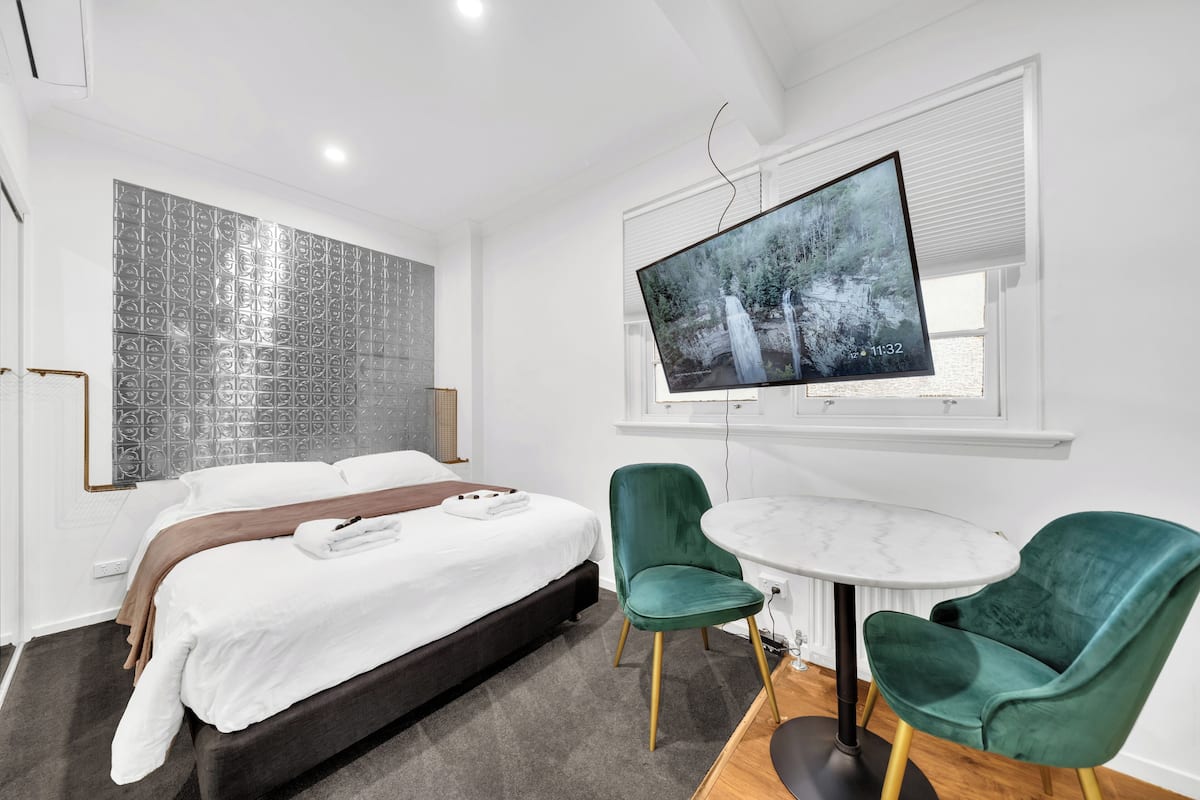 1 bedroom, premium bedding, pillow-top beds, individually decorated