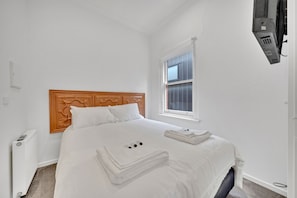 Apartament Deluxe (6 - 1St Floor) | 1 dormitori i roba de llit d'alta qualitat
