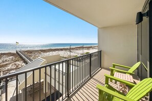 Property grounds - Island Winds West 275- Enjoy this Cozy Beach Front Condo! | BEACHBALL PROPERTIES (Gulf Shores)