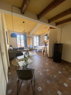 Apartamento estándar | 1 dormitorio y wifi gratis