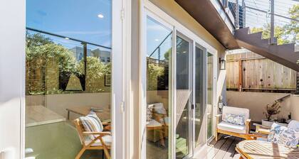 Luxury 3BR Flat near Golden Gate Park, Presidio & Beaches | 1 Gig WiFi