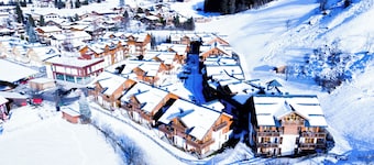 Modern Mountain Apart 4 - next to the ski area