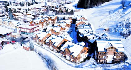 Modern Mountain Apart 4 - next to the ski area