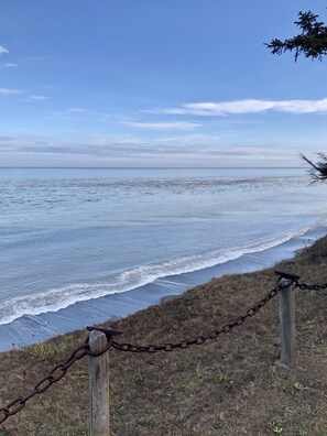 On the beach - Private beach access - located in a secluded community (Port Angeles)