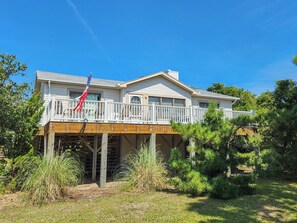 Exterior - Hameljuice - Classic 3 BR Oceanside Beach Cottage - close to beach (Southern Shores)
