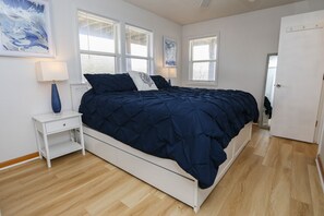 4 bedrooms, Internet, bed sheets