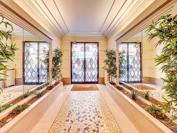 Interior - Appartement Groult - Welkeys (Paris)