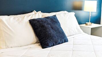 3 bedrooms, desk, iron/ironing board, travel cot