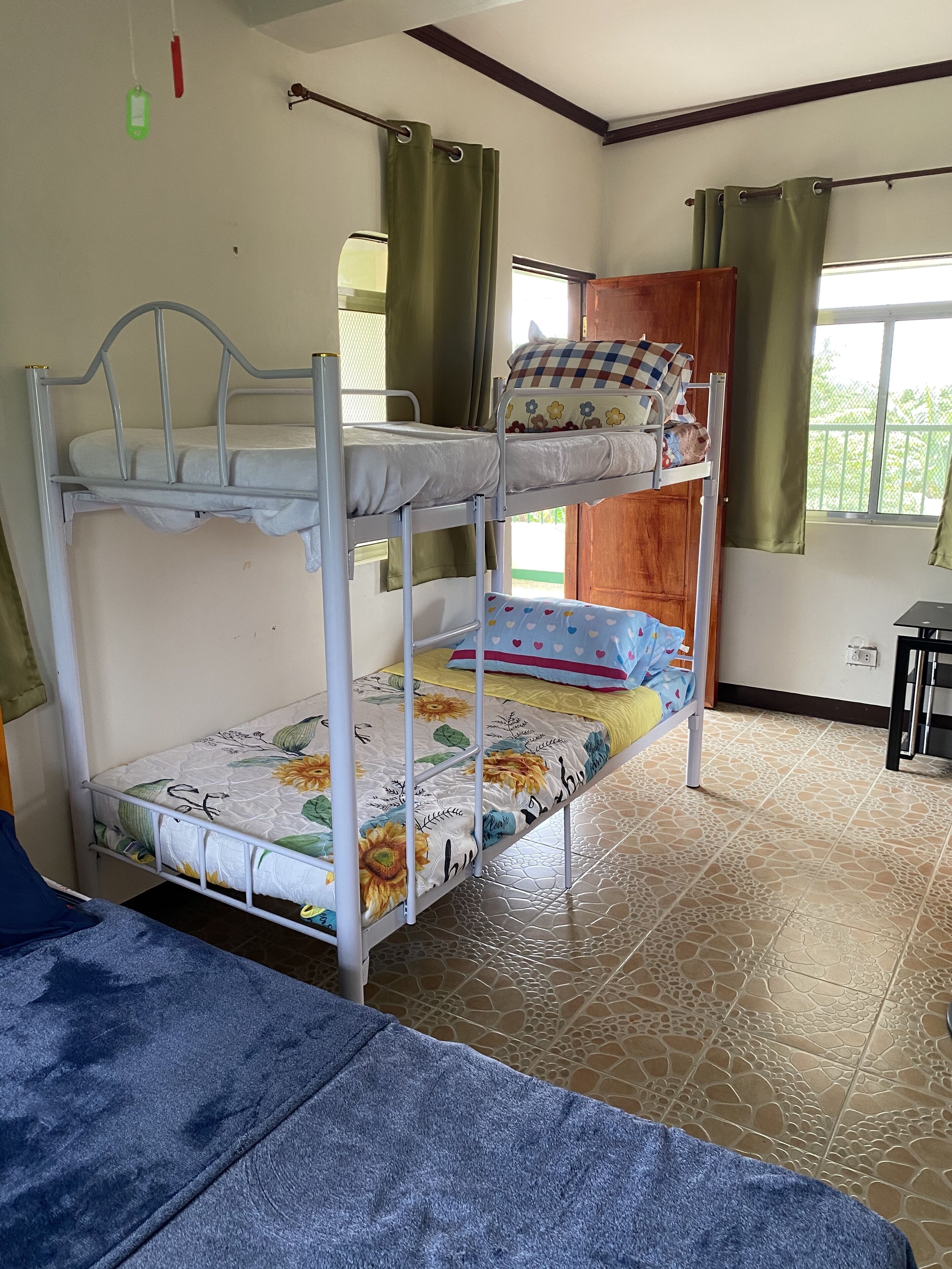 2 bedrooms, laptop workspace, blackout curtains, soundproofing