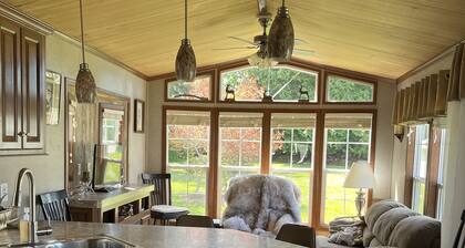 Private Beach Access - Secluded, wildlife setting