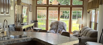 Private Beach Access - Secluded, wildlife setting